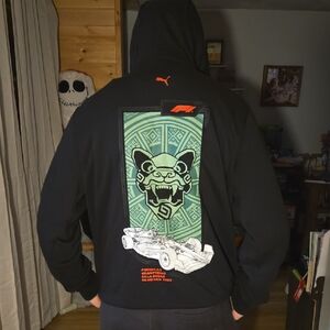 RareF1! Grab for Christmas!!Formula1 Puma Black Hoodie NWT